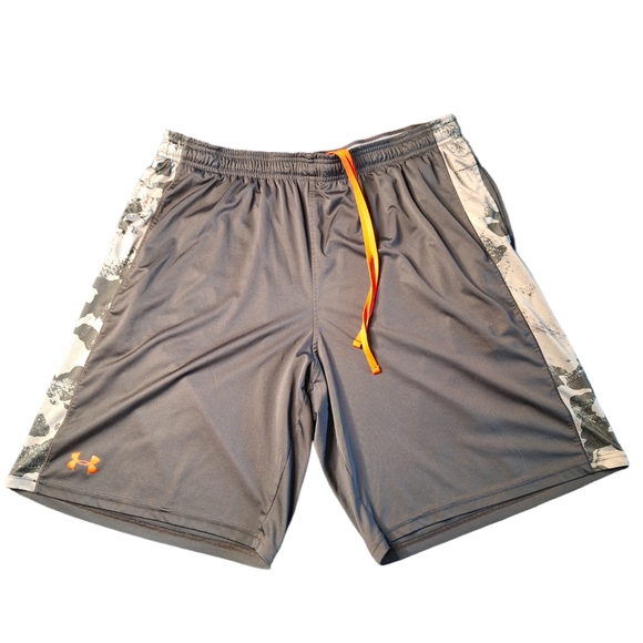 Under Armour shorts - Picture 2 of 8